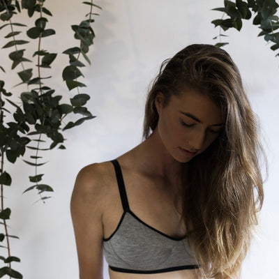 Jazmin wears The Basics